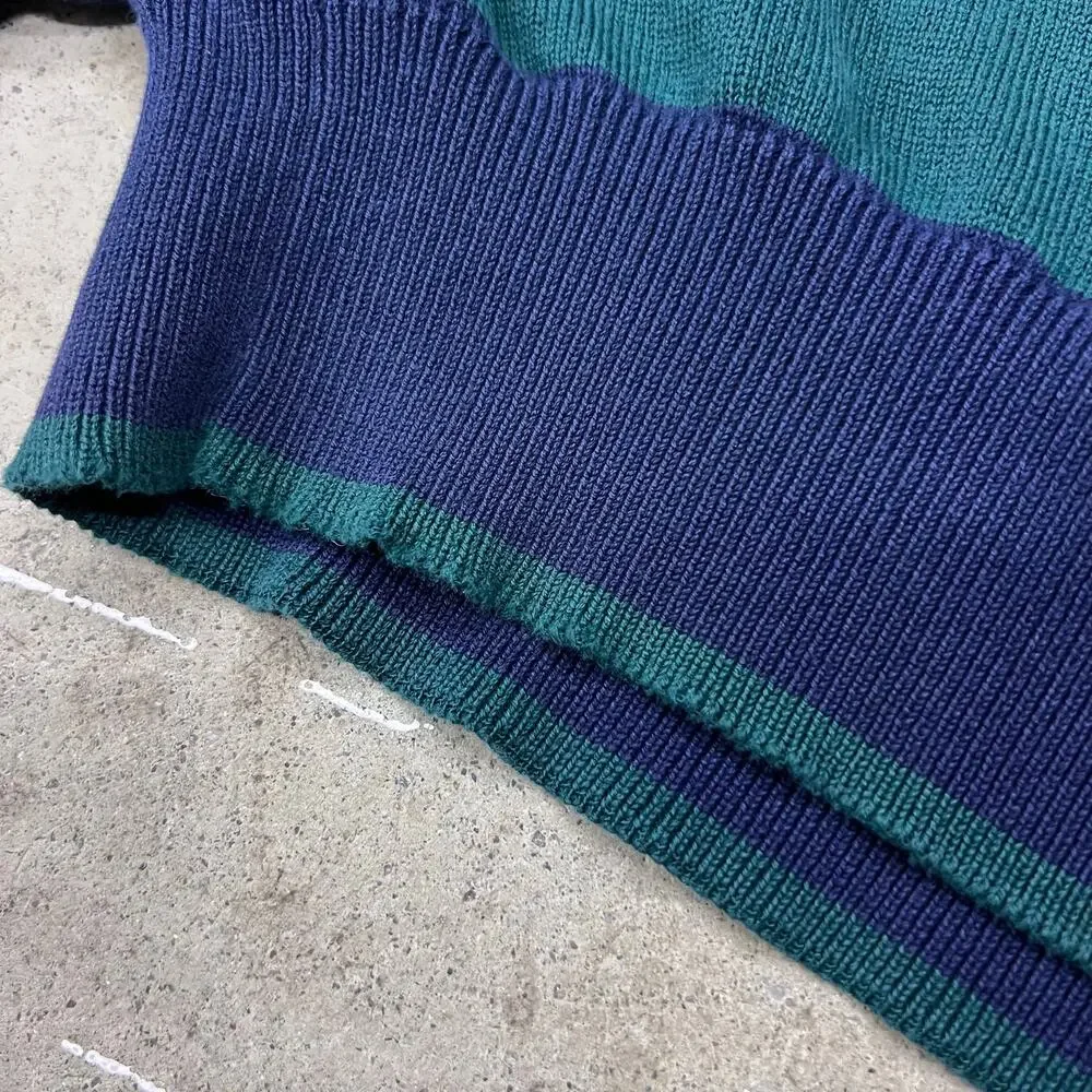 Vintage Large Checkered Square Geometric Pattern Creneck Sweater Navy Green M